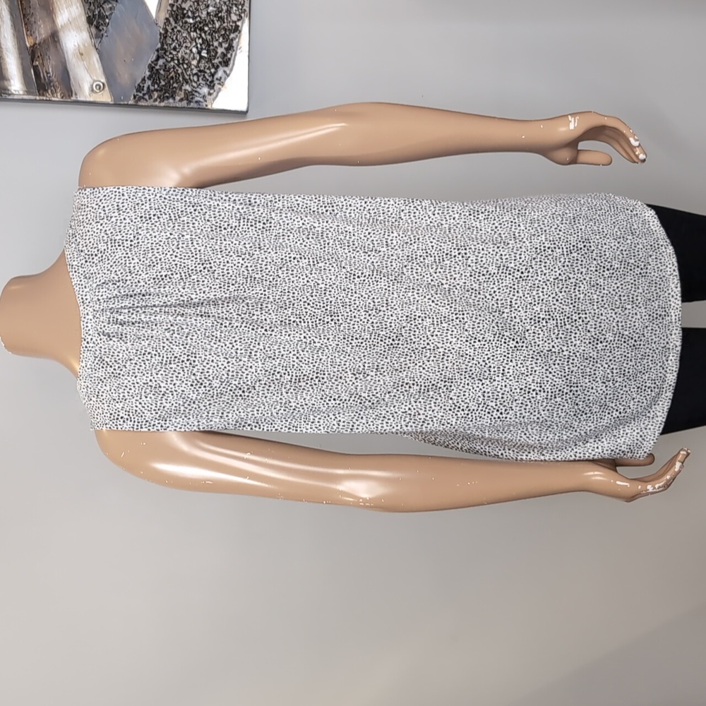 Lord & Taylor Sleeveless Vneck Top Black White Spotted Knit Blouse Womens Medium - Picture 5 of 10